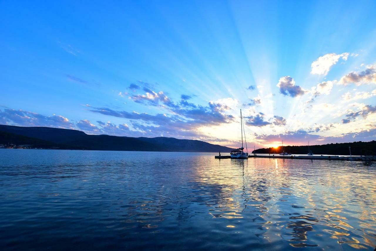 Apartments Sea & Sky Stari Grad  Kültér fotó